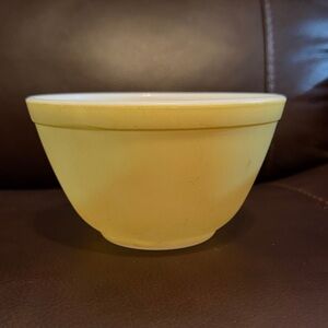 Vintage Pyrex Primary Yellow mixing bowl.